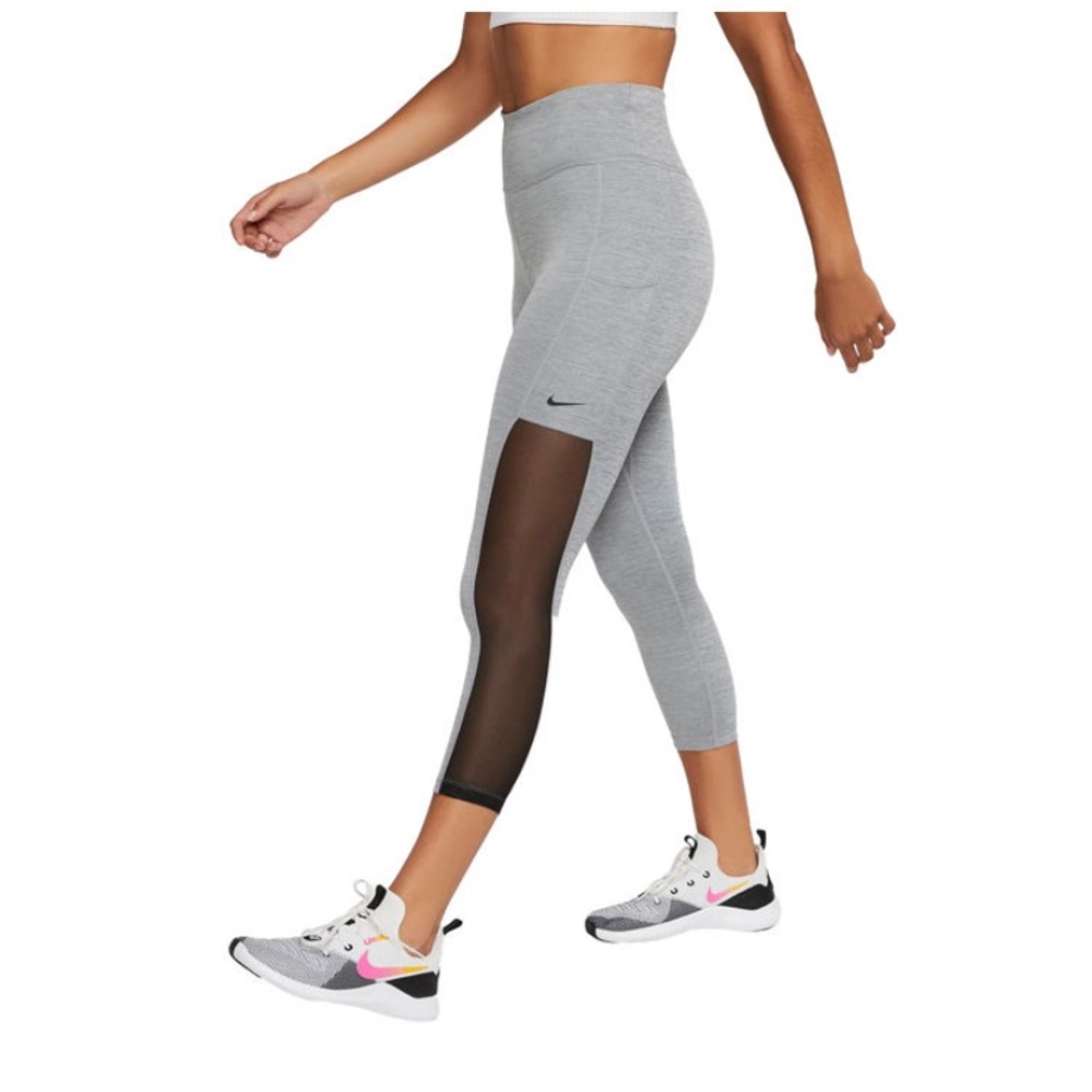 Women’s Nike Dri fit Mid rise workout Capris